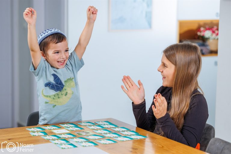 אותיות וחיות משחק זיכרון